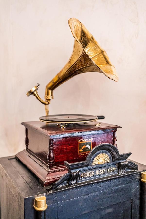 Private Museum With Antique Decor *